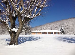 758 Scenic Ln, Nelsonville, OH 45764