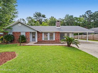 12520 Depew Rd, Gulfport, MS 39503