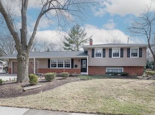 312 Basswood Dr, Naperville, IL