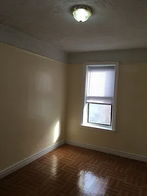 Rented by Trion Real Estate Management | media 10