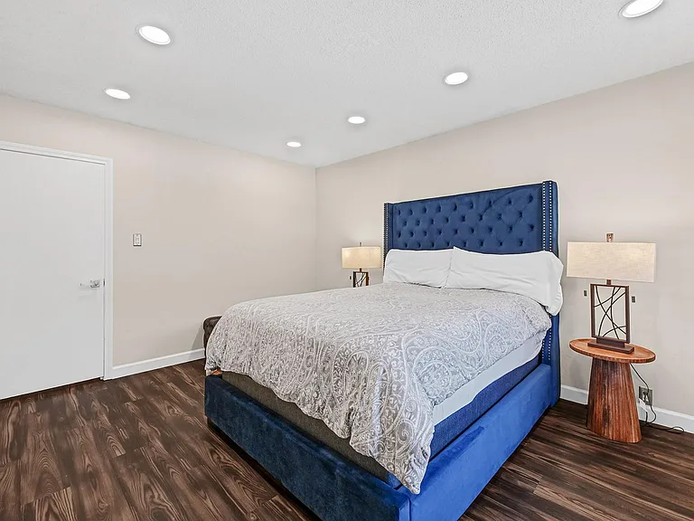 2601 Bellefontaine St #B318 — Photo 11