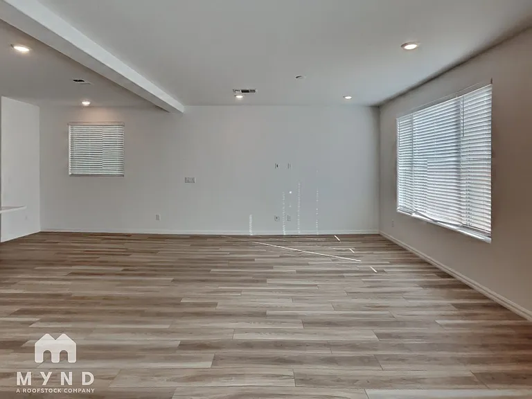 5755 W Haleh Ave — Photo 8