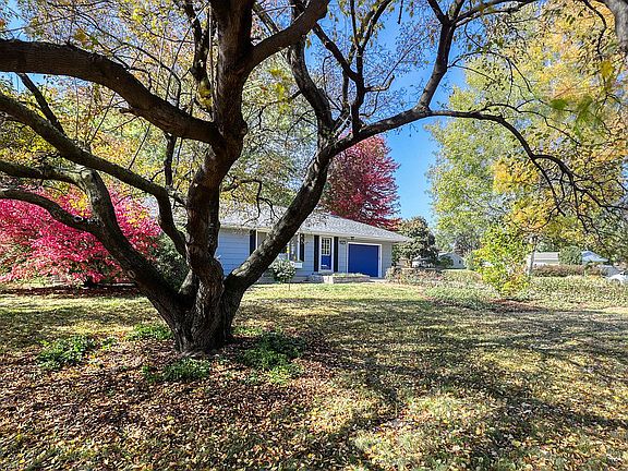 2nd image of 1125 County Road 101 N