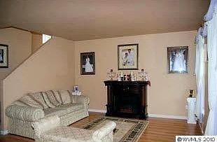 2nd image of 738 Rupp Ave NE