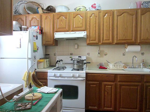 5th image of 3553 Holland Ave APT 1