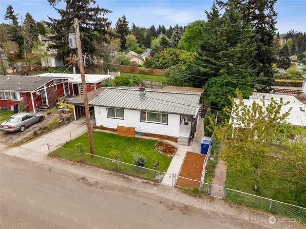 605 Camas Ave NE, Renton, WA 98056