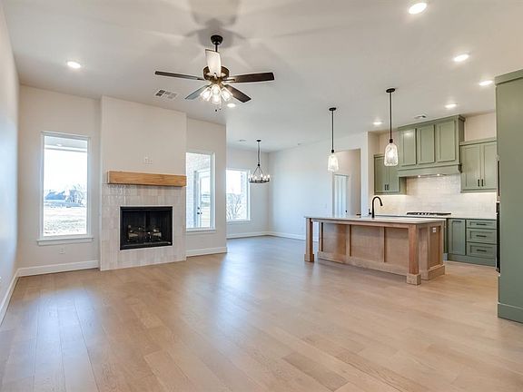 3rd image of 10804 Coeur Ct