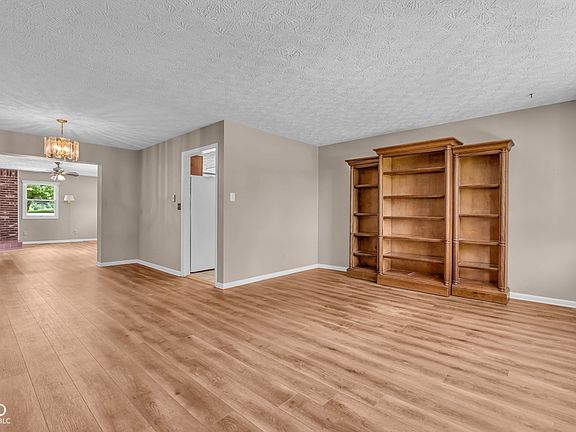 4th image of 3507 S County Road 200 W