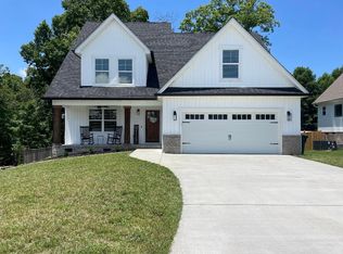 1317 Blake Stone Dr NW, Cleveland, TN 37312