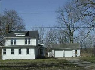 11502 N Meridian Rd, Pleasant Lake, MI 49272