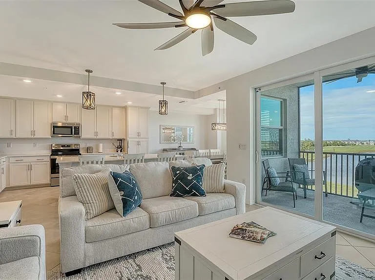 12140 Wellen Golf St #307 — Photo 9