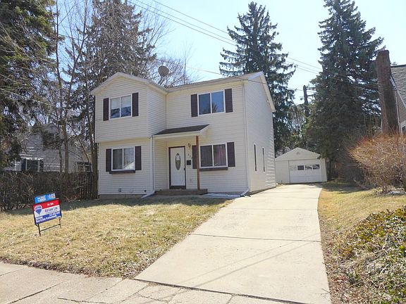 2nd image of 622 E Willard Ave