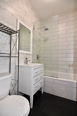 Rented by Bohemia Realty Group | media 19