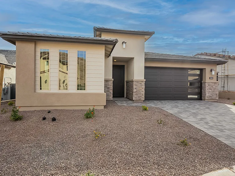 21411 W Meadowbrook Ave — Photo 3