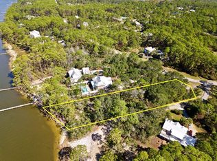 253 Magnolia Bay Dr, Eastpoint, FL 32328