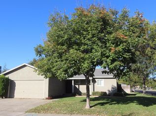 2105 Estep Dr, Modesto, CA 95350