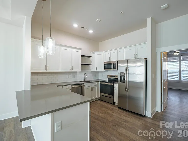 935 McAlway Rd — Photo 8
