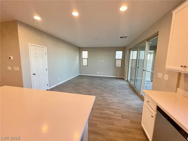 7108 Tilligerry St — Photo 9