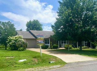 165 Grandview Ln, Crossville, TN 38571