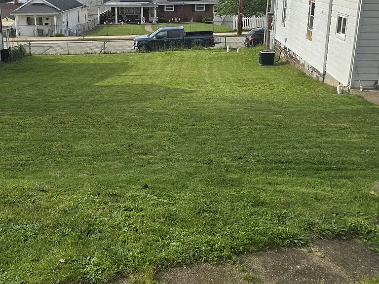 525 Grant Ave — Photo 25