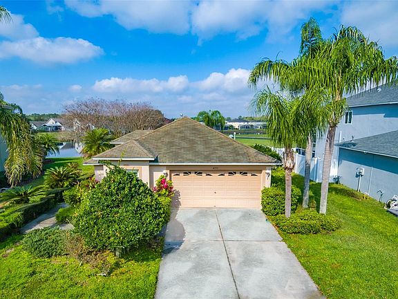 2nd image of 4755 Holdsworth Dr