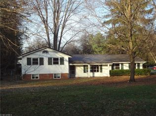 35 Sandy Hill Rd, Northfield, OH 44067