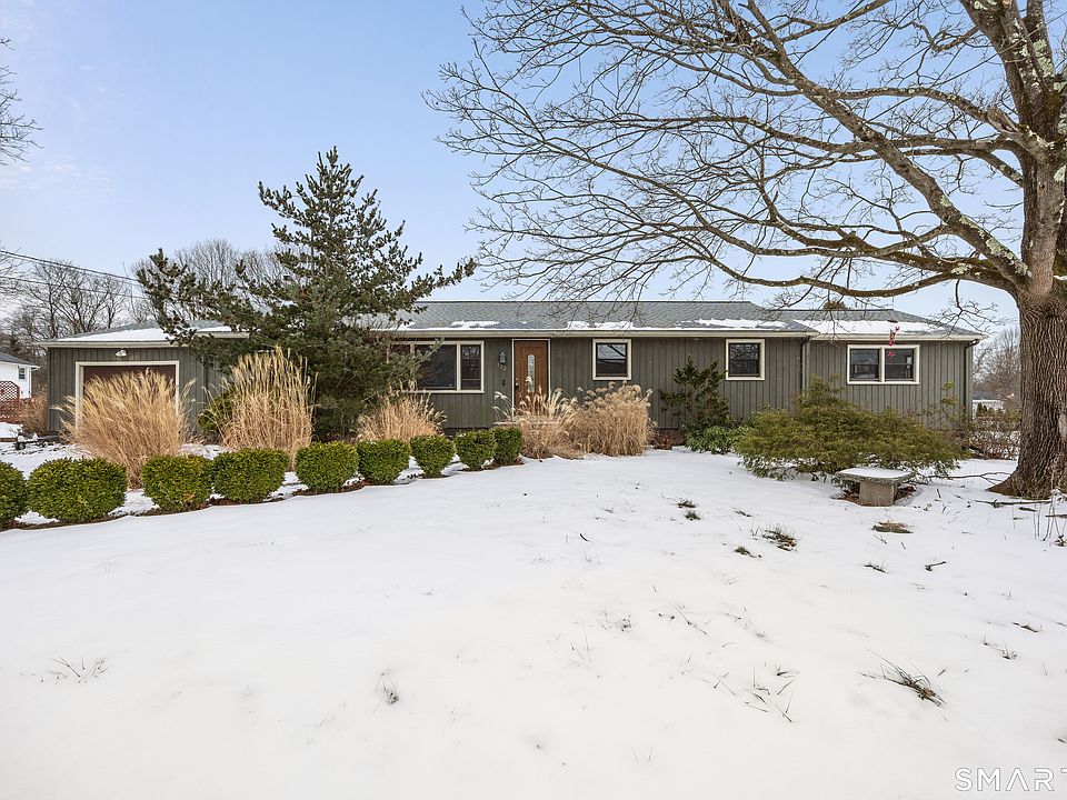 1st image of 122 Algonquin Drive