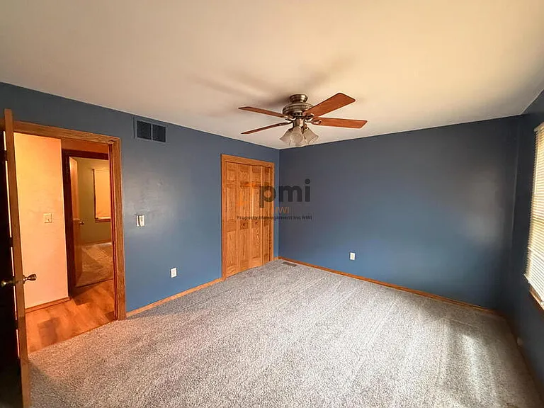 110 W Carrie Ave — Photo 9