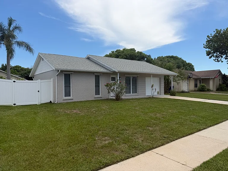 7608 Humboldt Ave — Photo 3