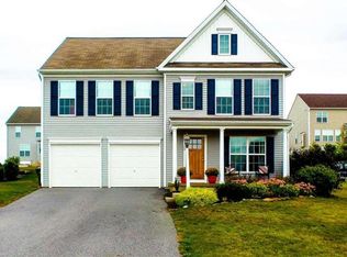 90 Ava Dr, Red Lion, PA 17356