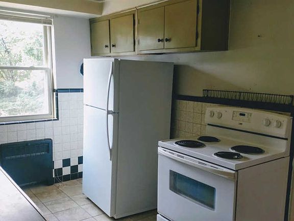 5th image of 4003 Saint Martins Pl