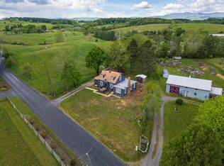 93 Eidson Creek Rd, Staunton, VA 24401