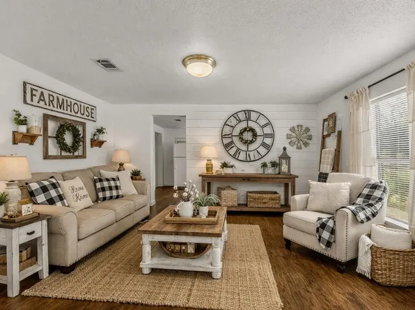 325 N Blake St, Lake Charles, LA 70601