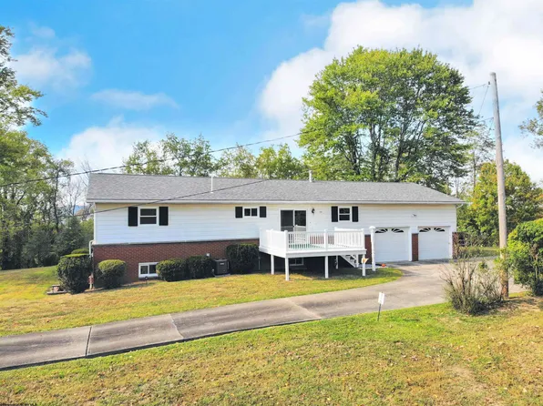 33 Ivy Ln, Fairmont, WV 26554