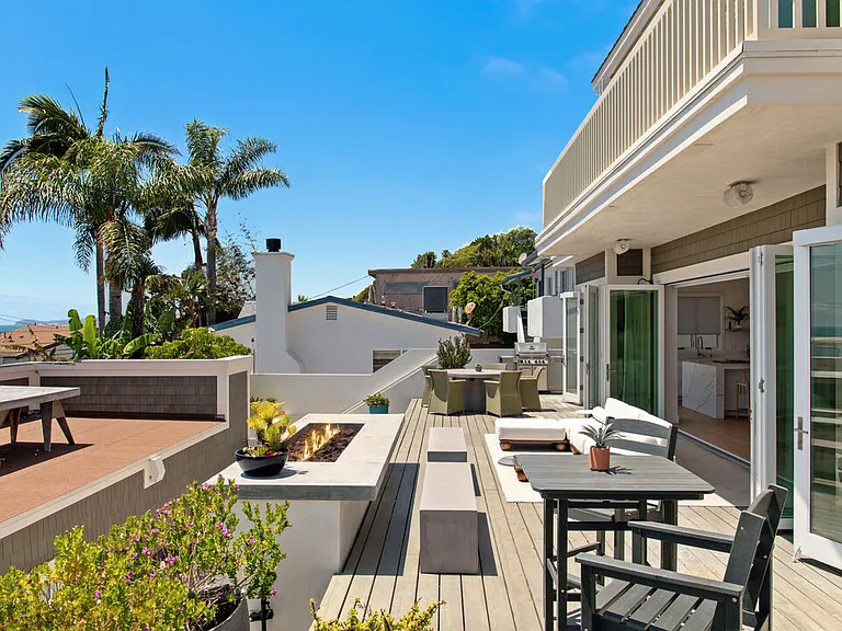 25157 Malibu Rd — Photo 28
