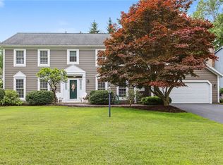 495 Granger Cir, Webster, NY 14580