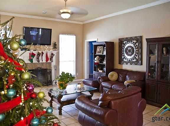 Living Room w/Fireplace