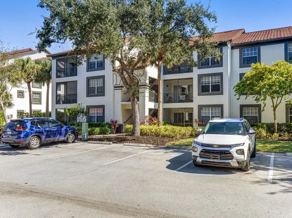 7925 Preserve Cir APT 328, Naples, FL 34119