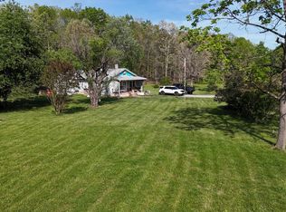 42 Dripping Springs Ct, Monterey, TN 38574