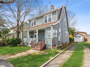 20 Custer St, Stamford, CT 06902