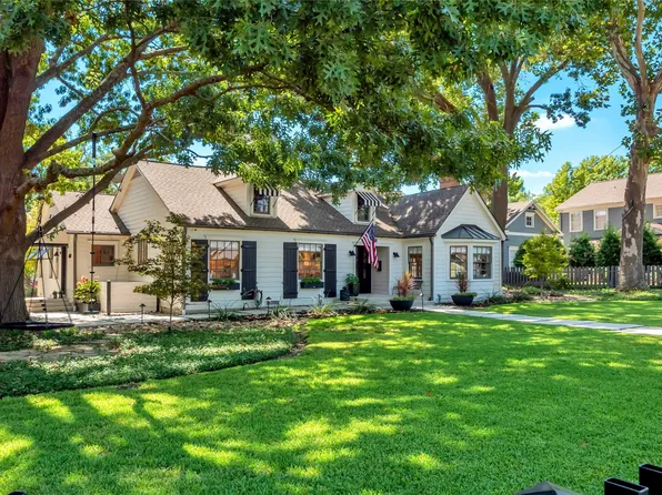 1201 W Lamar St, McKinney, TX 75069
