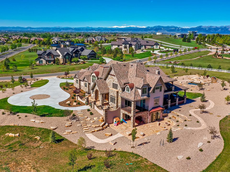 1st image of 15497 Mountain View Cir