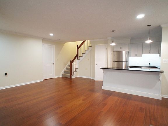 3rd image of 125 Quincy Shore Dr #13