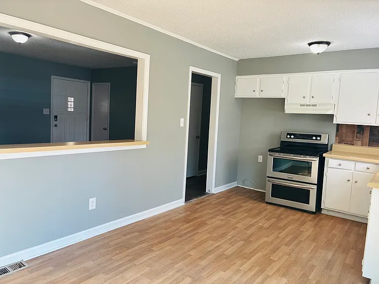 3729 Somerset Dr — Photo 8