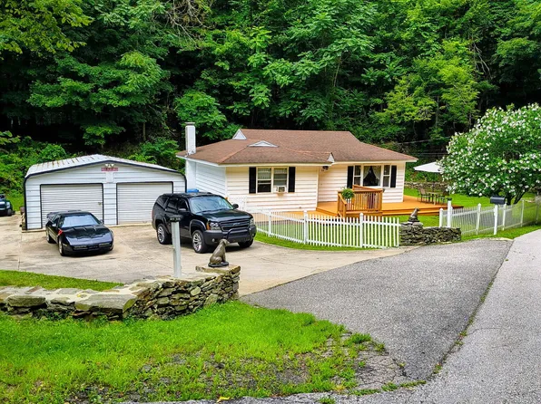 59 Hinckley Street, Norwich, CT 06360