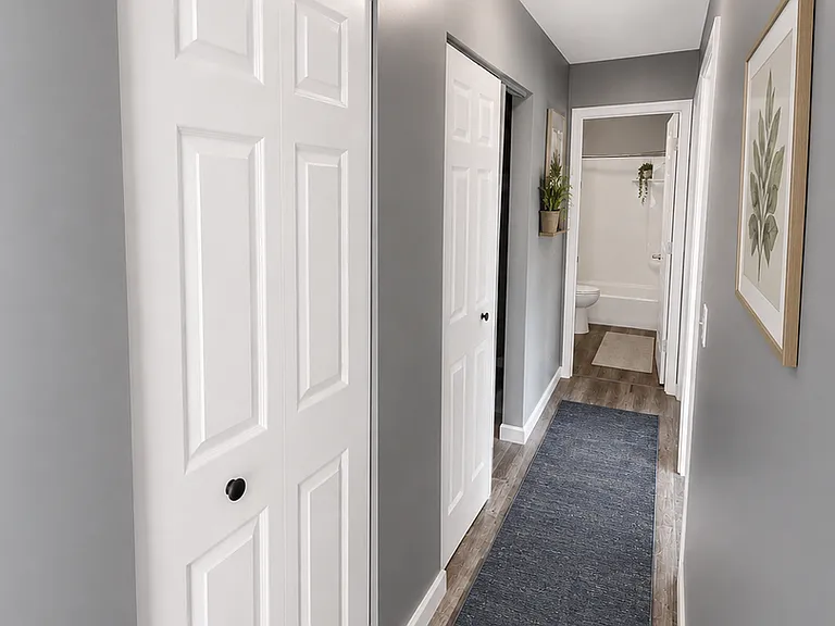 42nd Ave Apartment — Photo 16