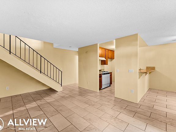 4th image of 16621 Jib Cir #3
