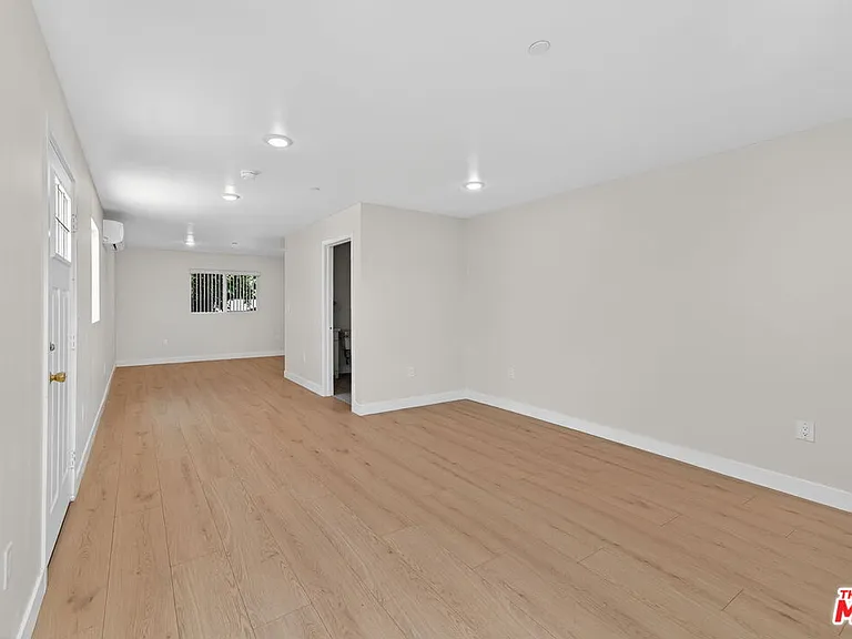 3436 Hunter St — Photo 19