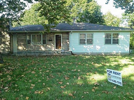 Large 4 bedroom, 2 bath