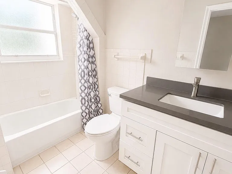 7920 SW 7th Pl — Photo 1
